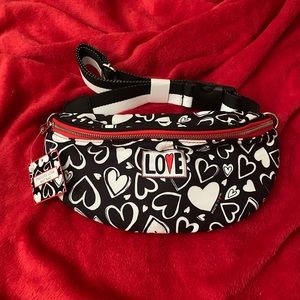 BRIGHTON ENDLESS LOVE BELT BAG